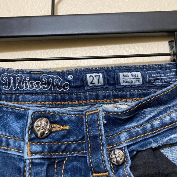Y2K Miss Me Women's Mid Rise Slim Boot Rhinestone Embellished Jeans Size 27 - Picture 4 of 8